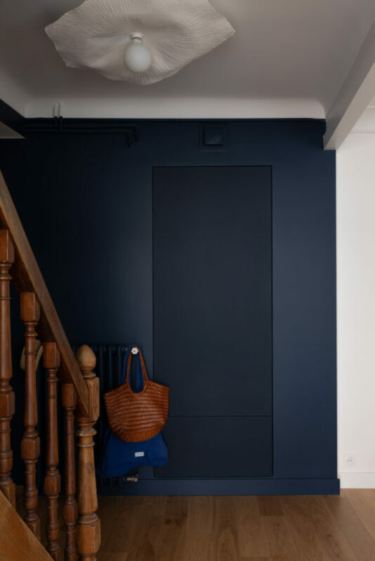 placard dans l'entrée renovation rime avec optimisation 