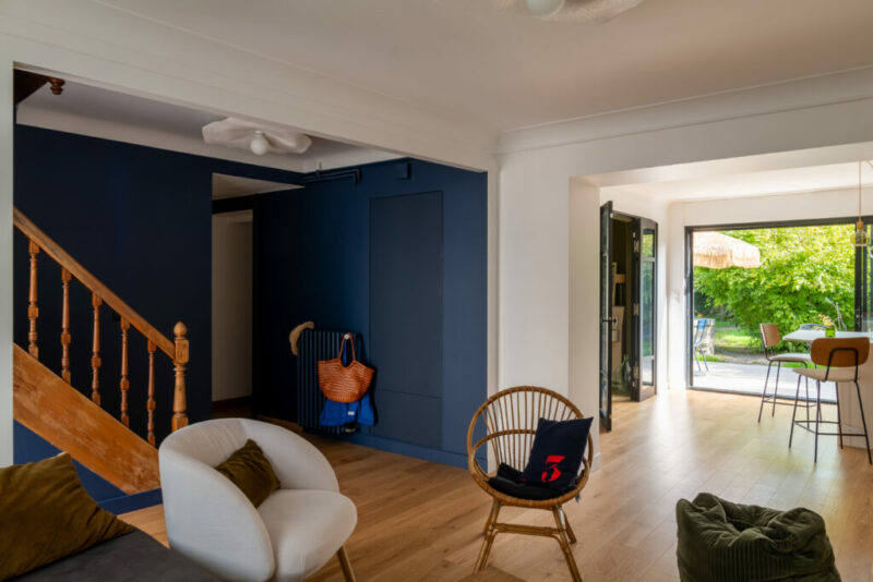 placard dans l'entrée renovation rime avec optimisation 